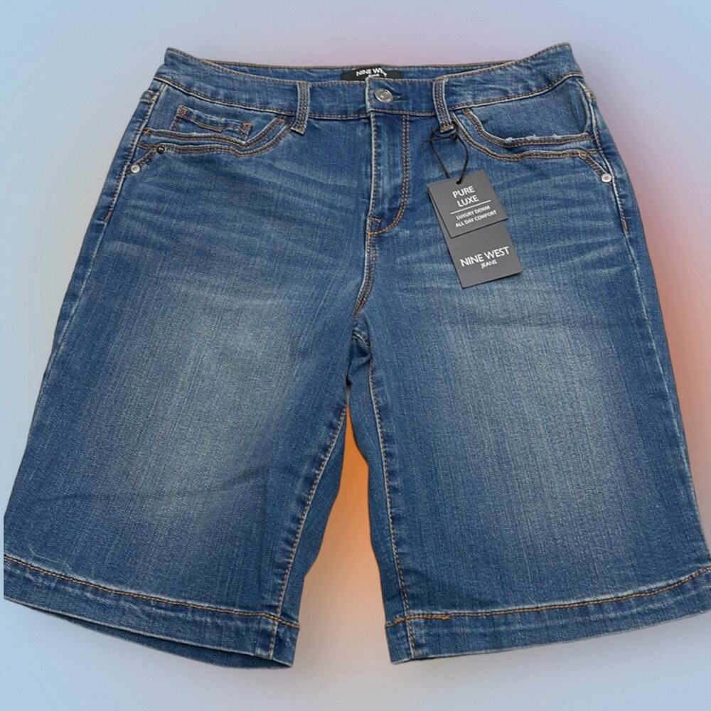 NINE WEST GRAMERCY BERMUDA Blue Jean Shorts SIZE 8 NEW